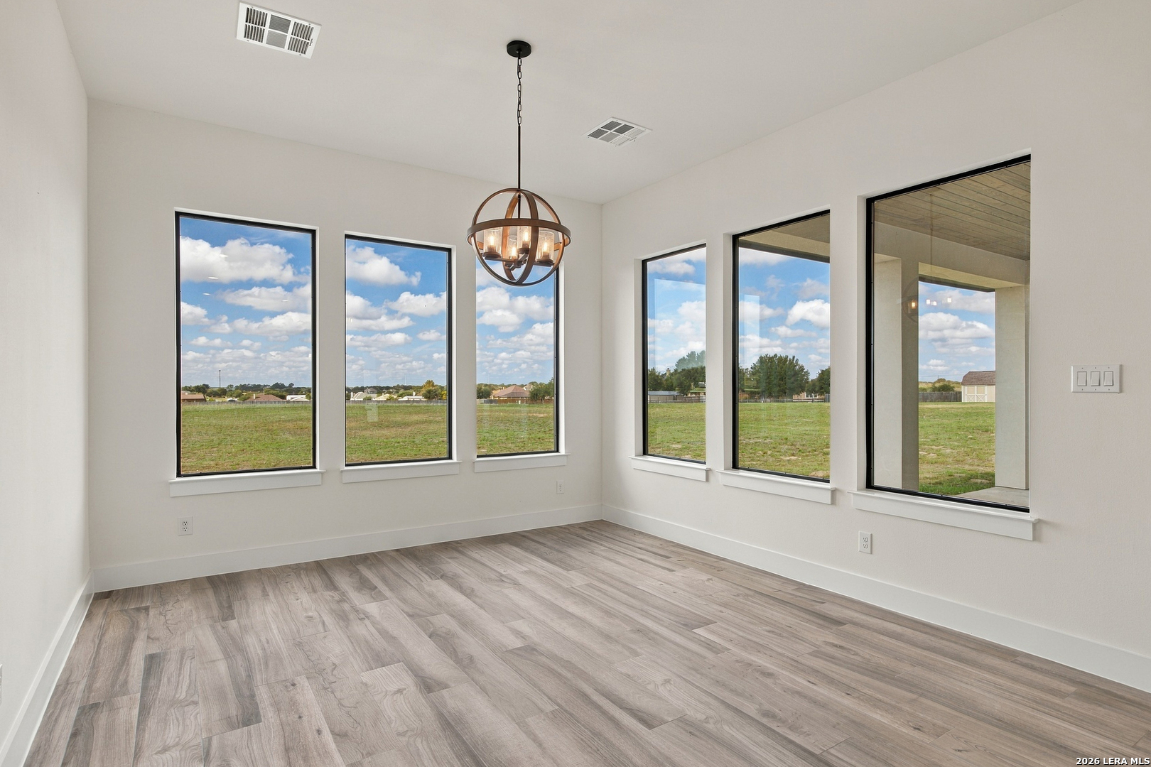 108 Abrego Trail Floresville TX 78114