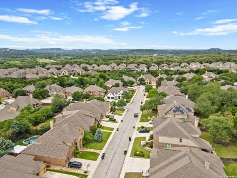 25519 Stormy Rock San Antonio TX 78255