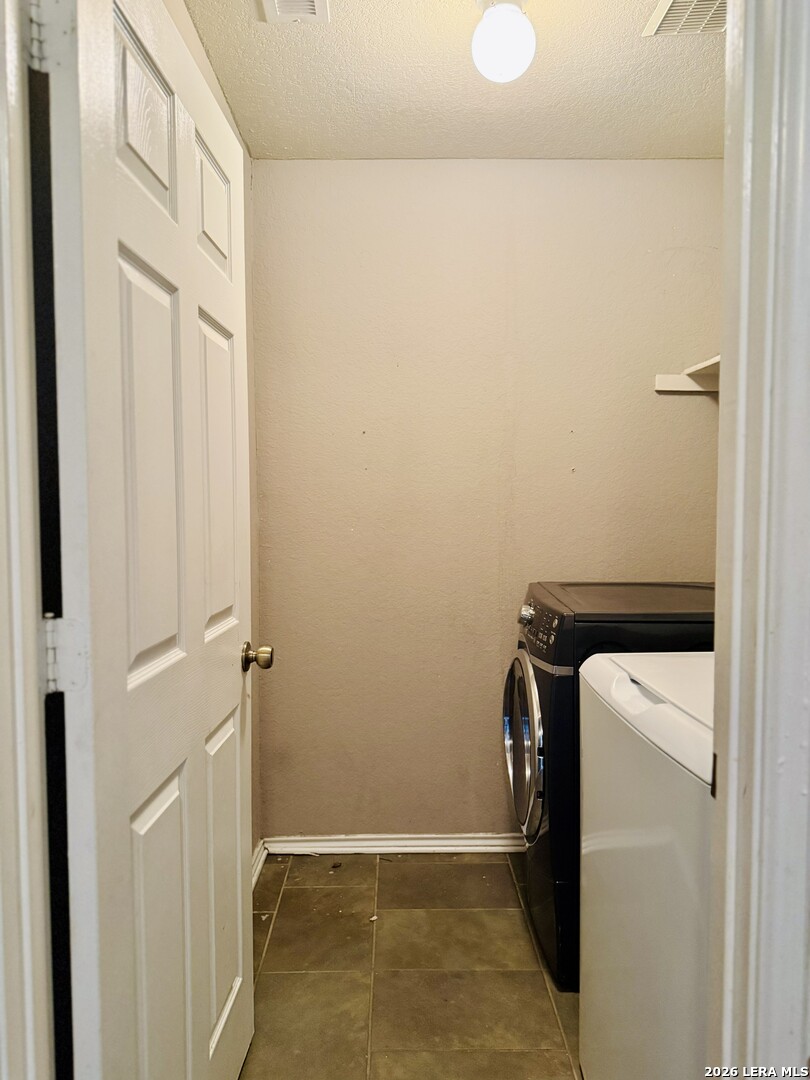1950 Sundrop Bay San Antonio TX 78224