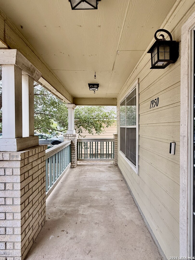 1950 Sundrop Bay San Antonio TX 78224