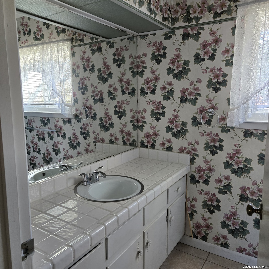 6331 Mary Jamison Leon Valley TX 78238