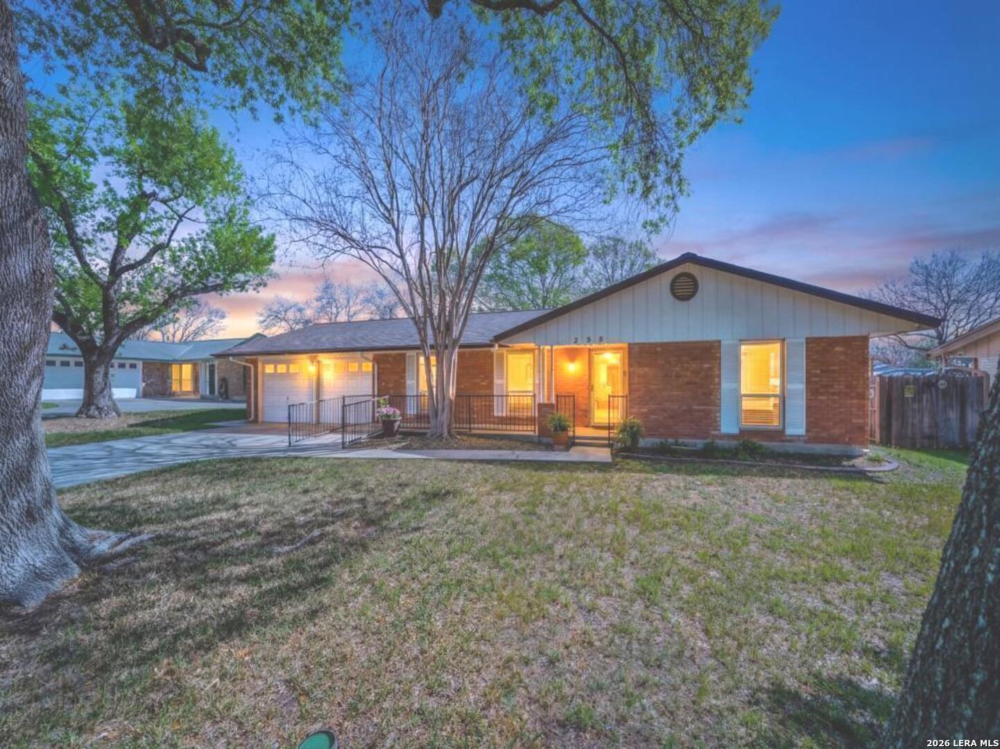 302 Cordoba Universal City TX 78148