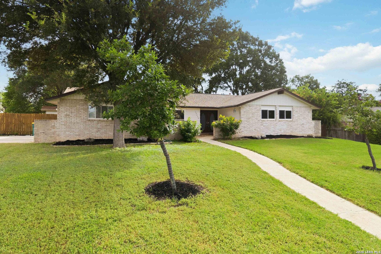 13638 Oak Breeze Universal City TX 78148