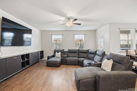 5726 Chestnut Crossing San Antonio TX 78266