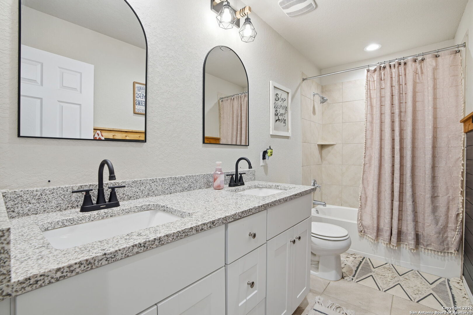 5726 Chestnut Crossing San Antonio TX 78266