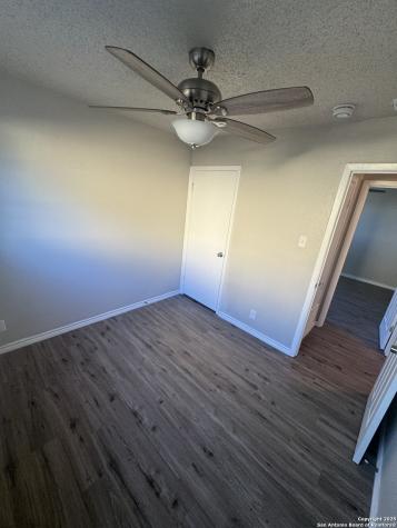 5322 Stoneshire San Antonio TX 78218