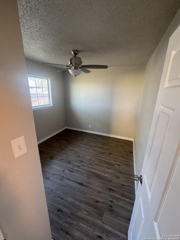 5322 Stoneshire San Antonio TX 78218
