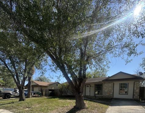 5322 Stoneshire San Antonio TX 78218