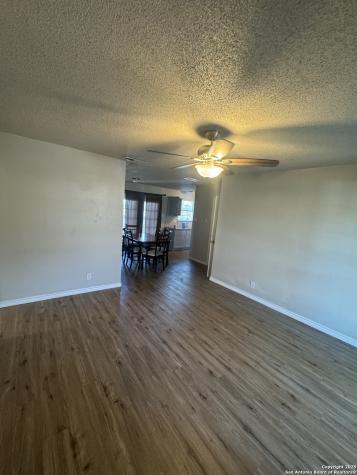 5322 Stoneshire San Antonio TX 78218