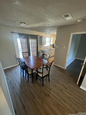5322 Stoneshire San Antonio TX 78218