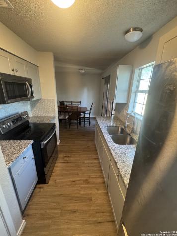 5322 Stoneshire San Antonio TX 78218