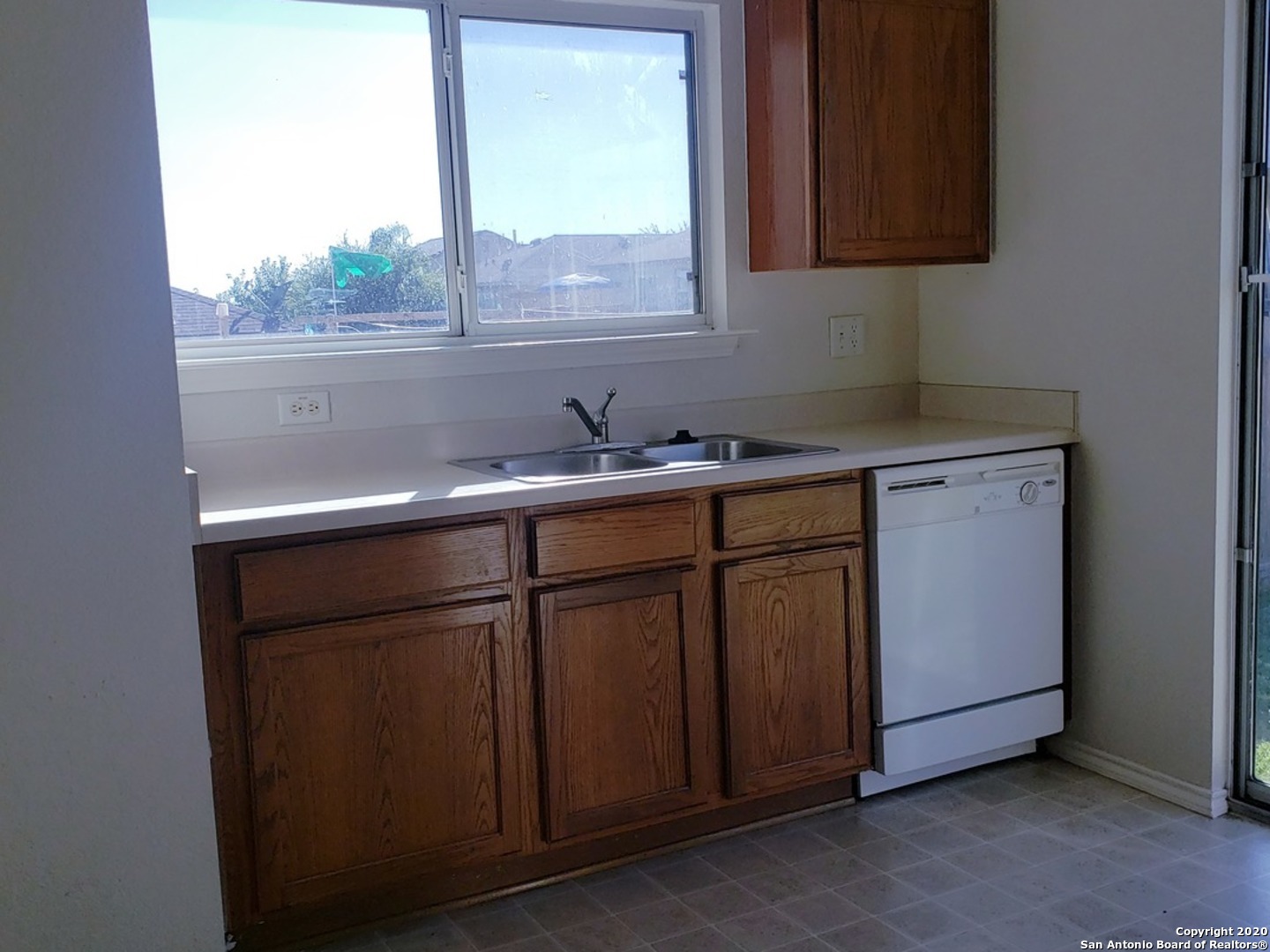 6347 Wild Flower Way San Antonio TX 78244