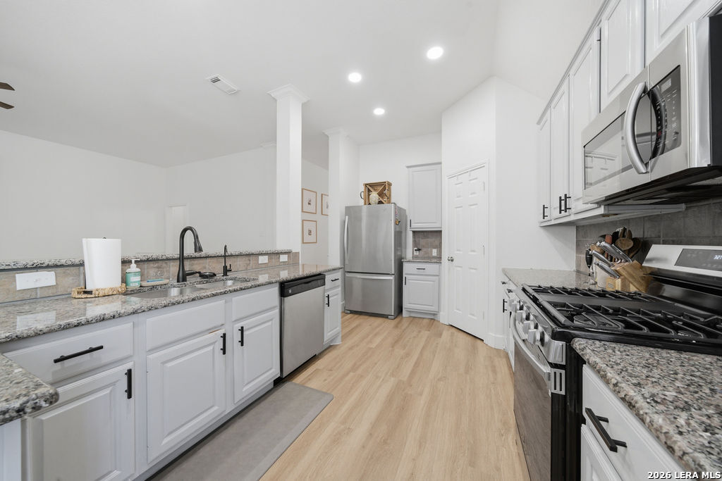 8910 Brae Bend San Antonio TX 78249