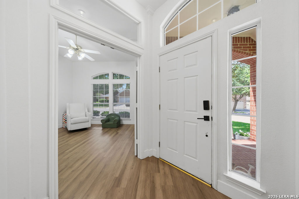 8910 Brae Bend San Antonio TX 78249