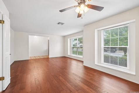 2119 Oak Ranch San Antonio TX 78259