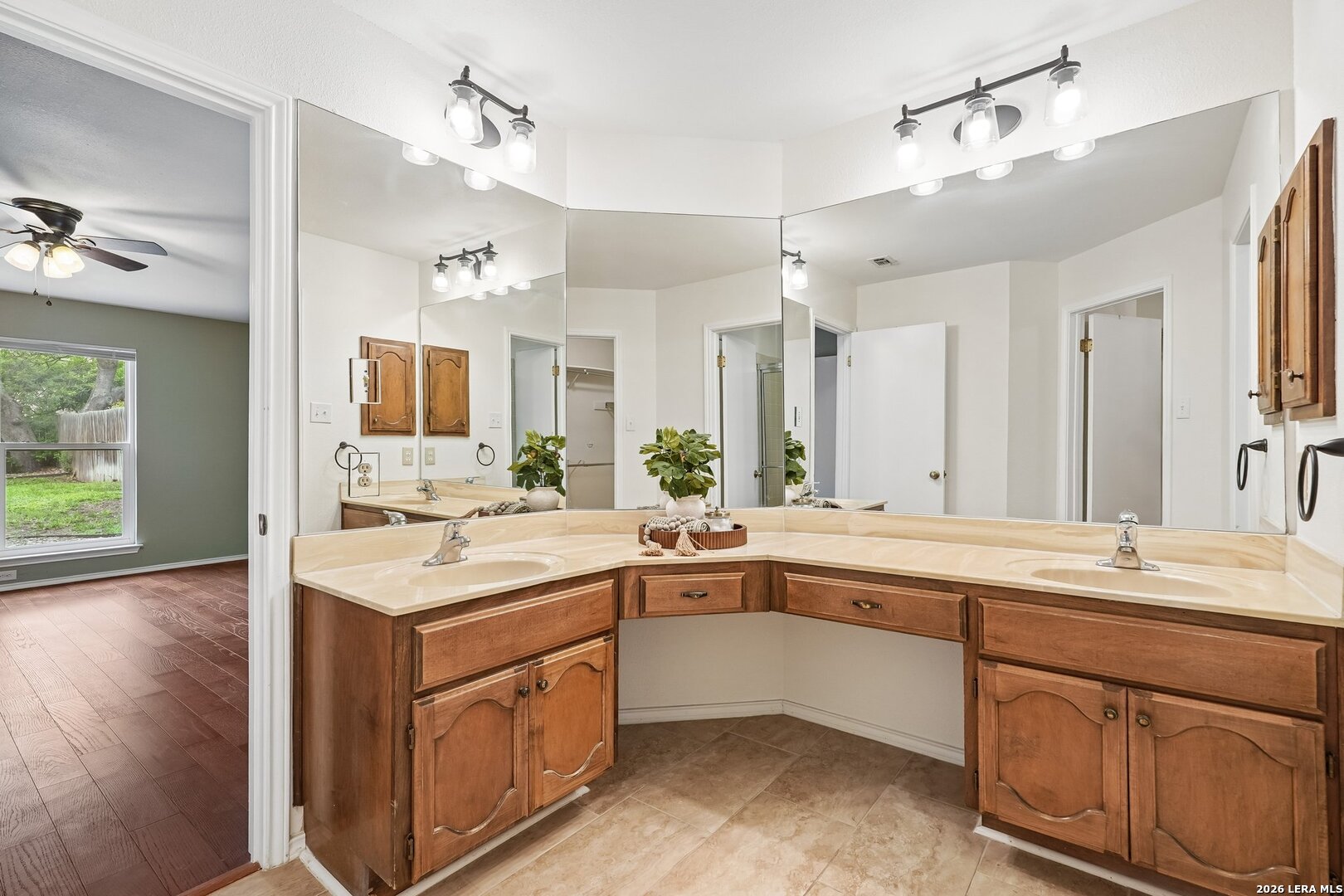 2119 Oak Ranch San Antonio TX 78259