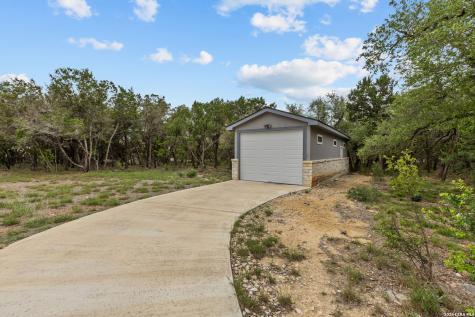 2143 Andalusia Canyon Lake TX 78133