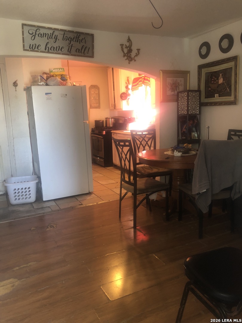 454 Blue Bonnet San Antonio TX 78202
