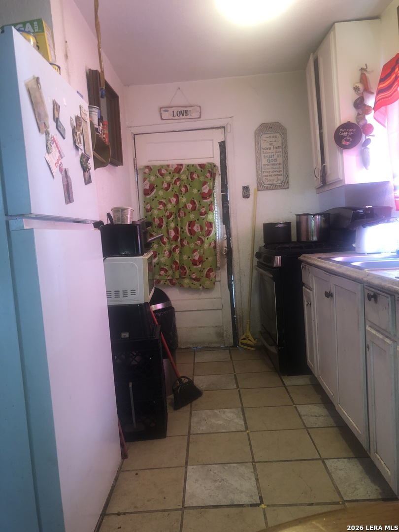 454 Blue Bonnet San Antonio TX 78202