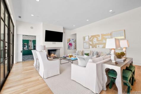 730 Elizabeth San Antonio TX 78209