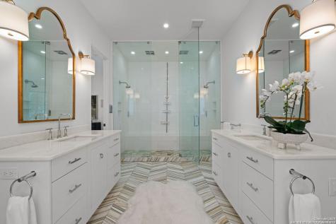 730 Elizabeth San Antonio TX 78209