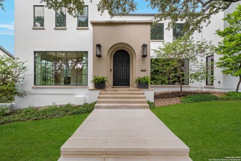 730 Elizabeth San Antonio TX 78209