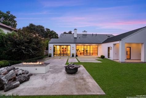 730 Elizabeth San Antonio TX 78209