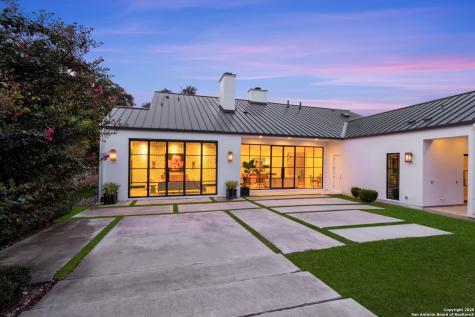 730 Elizabeth San Antonio TX 78209