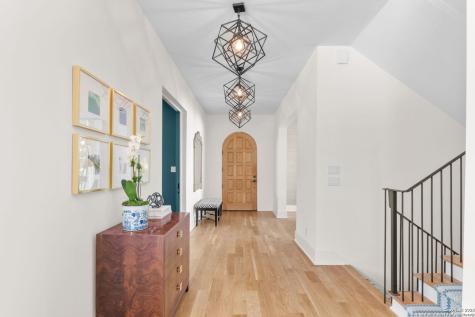 730 Elizabeth San Antonio TX 78209