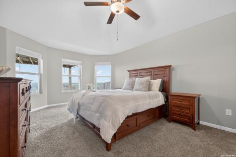 7058 Vista Loop San Antonio TX 78233