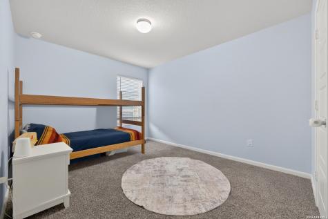 7058 Vista Loop San Antonio TX 78233