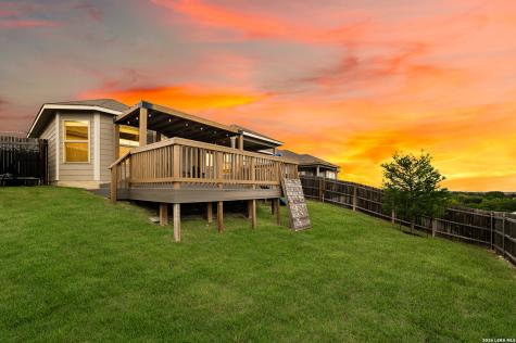 7058 Vista Loop San Antonio TX 78233