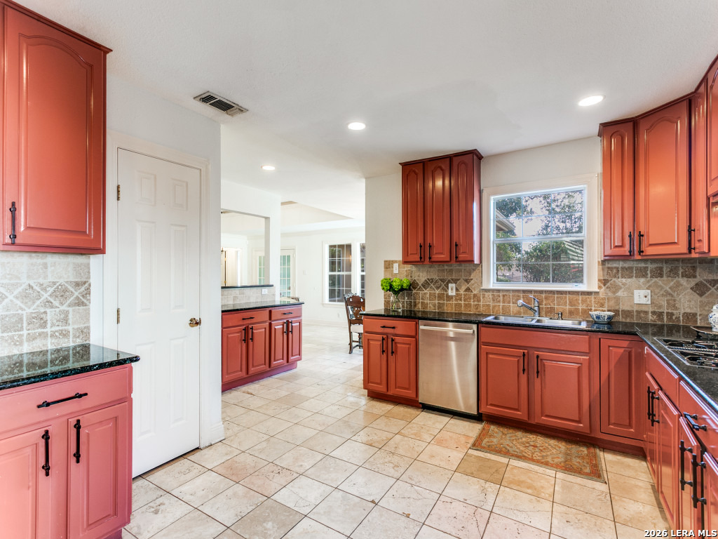 748 Eventide Terrell Hills TX 78209