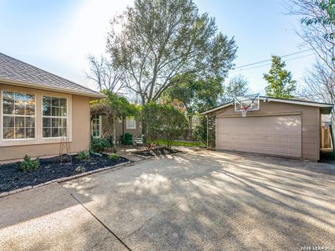 748 Eventide Terrell Hills TX 78209