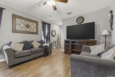 6818 Beltran Pass San Antonio TX 78252