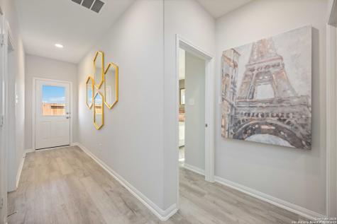 3014 Haffner Road Converse TX 78109