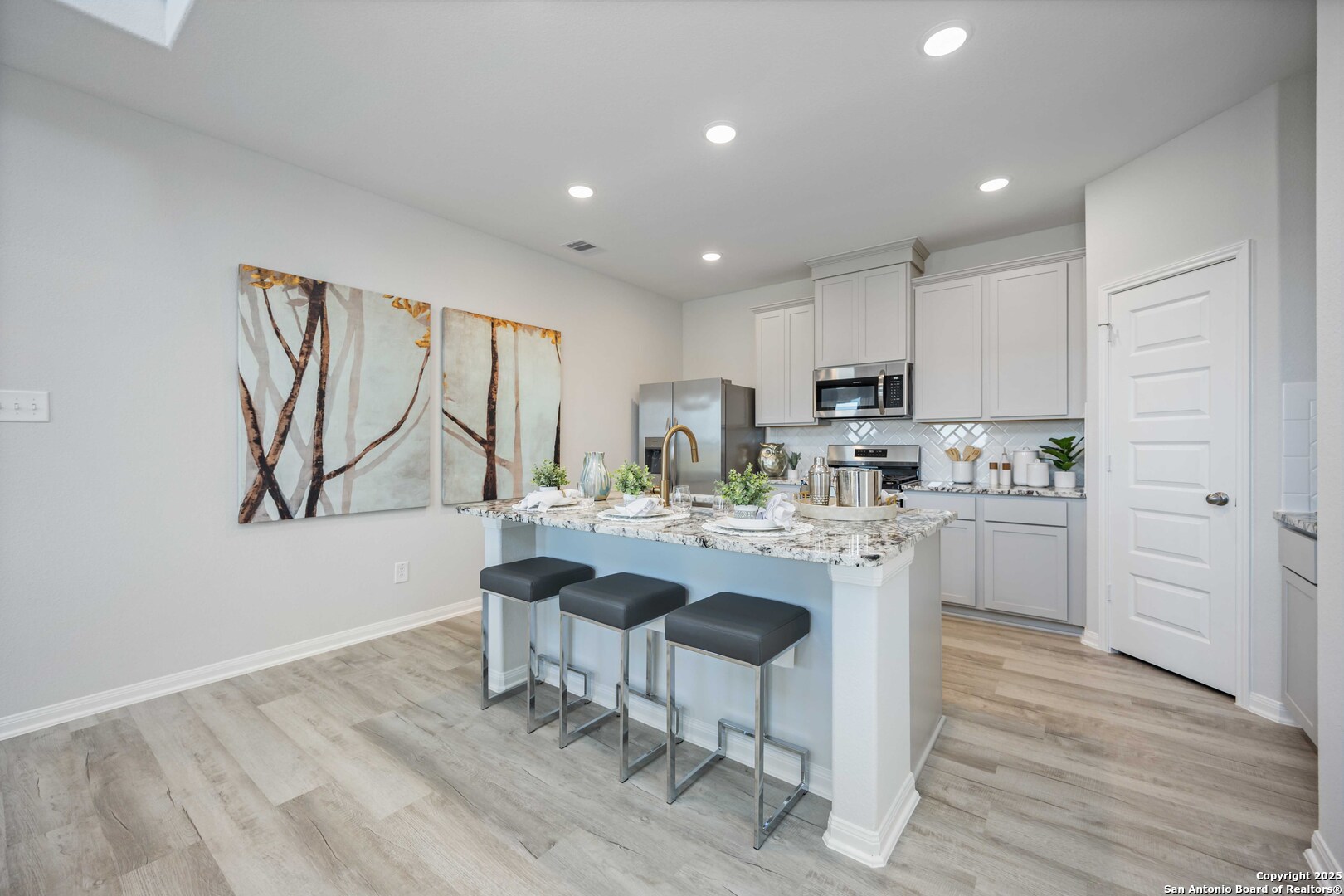 3014 Haffner Road Converse TX 78109
