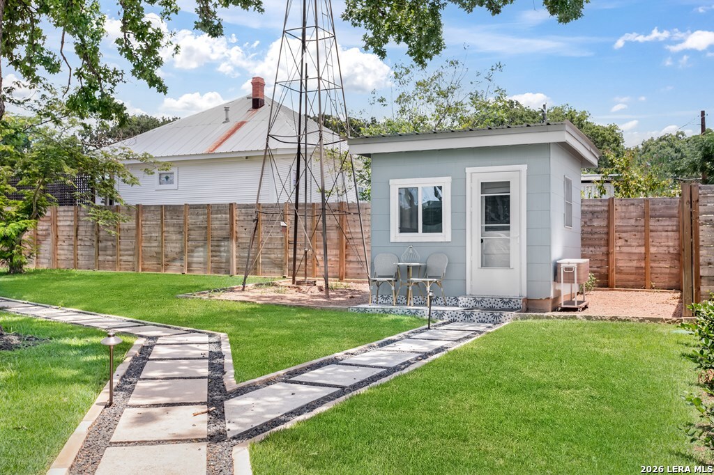 508 N Orange Street Fredericksburg TX 78624