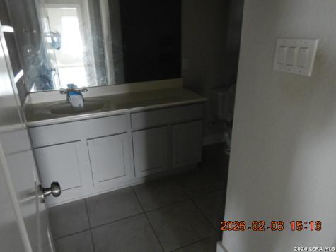 5104 Tupelo Row San Antonio TX 78263