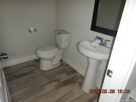 5104 Tupelo Row San Antonio TX 78263