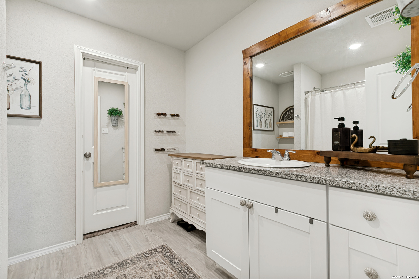 10519 Hammock Hill Converse TX 78109