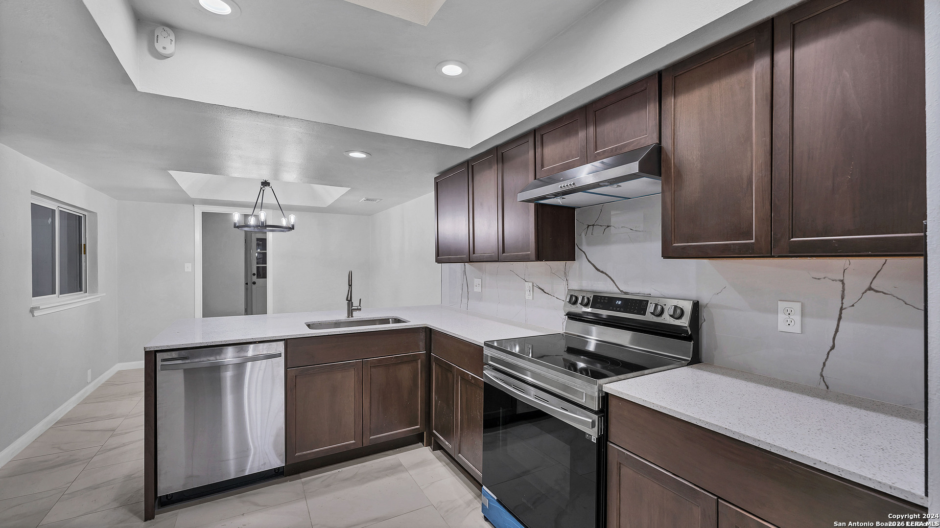 350 Fenwick Windcrest TX 78239