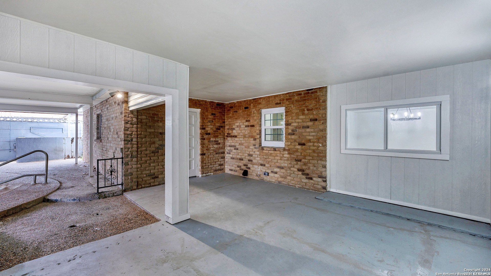 350 Fenwick Windcrest TX 78239