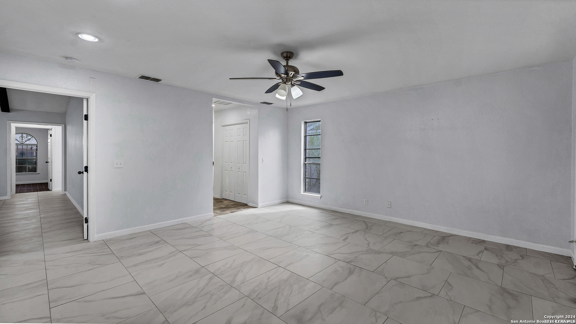 350 Fenwick Windcrest TX 78239