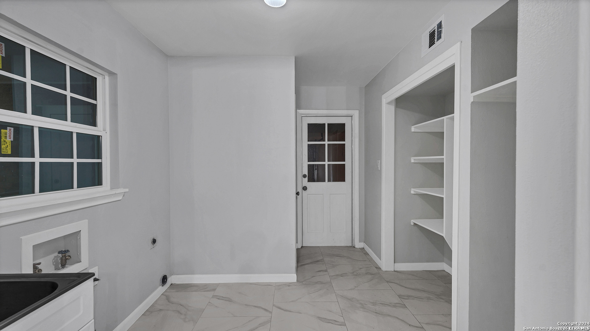 350 Fenwick Windcrest TX 78239