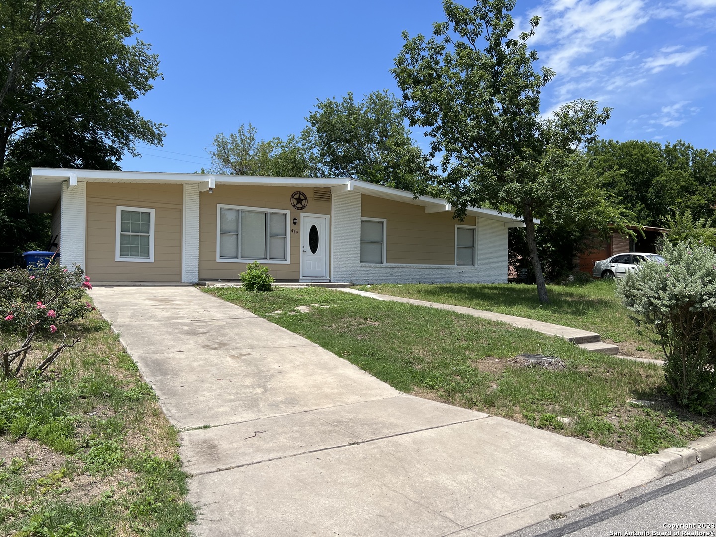 419 Hialeah Avenue San Antonio TX 78218
