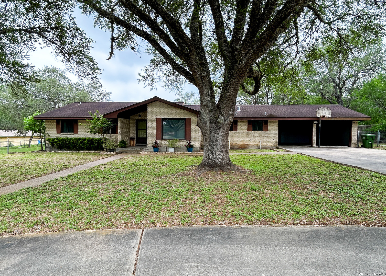 5121 Star Trek Beeville TX 78102