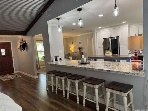 116 S Bluebonnet Drive Uvalde TX 78801