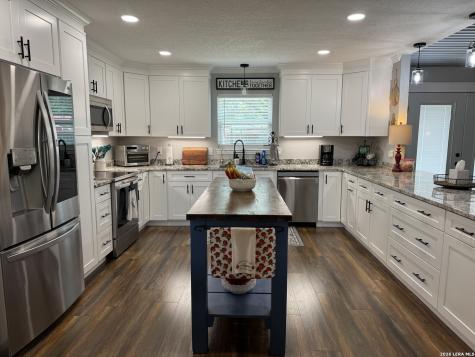 116 S Bluebonnet Drive Uvalde TX 78801