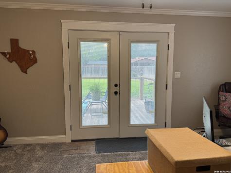 116 S Bluebonnet Drive Uvalde TX 78801